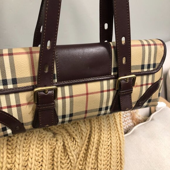 BURBERRY Shoulder Bag w Original Twilly - Picture 8 of 13